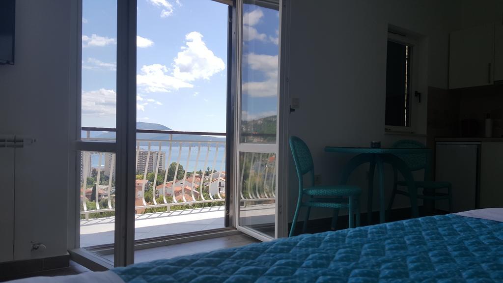 Apartments La Dolce Vita Herceg Novi Eksteriør billede