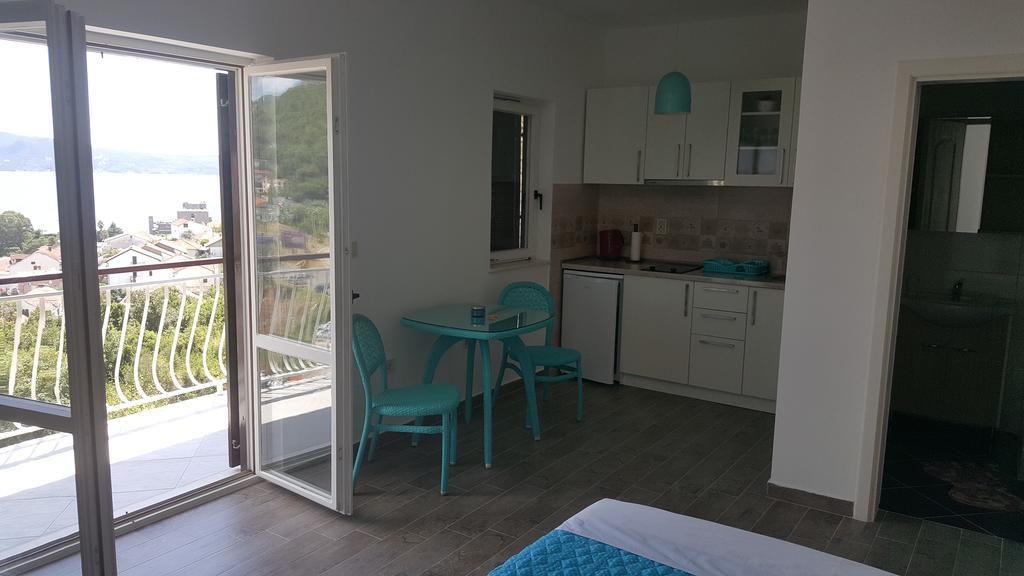Apartments La Dolce Vita Herceg Novi Eksteriør billede