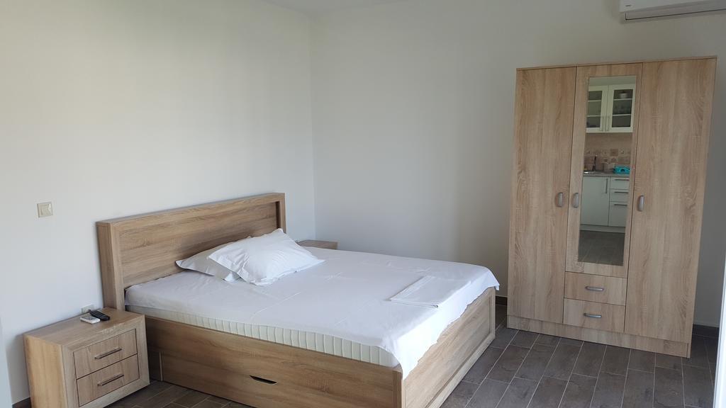 Apartments La Dolce Vita Herceg Novi Eksteriør billede