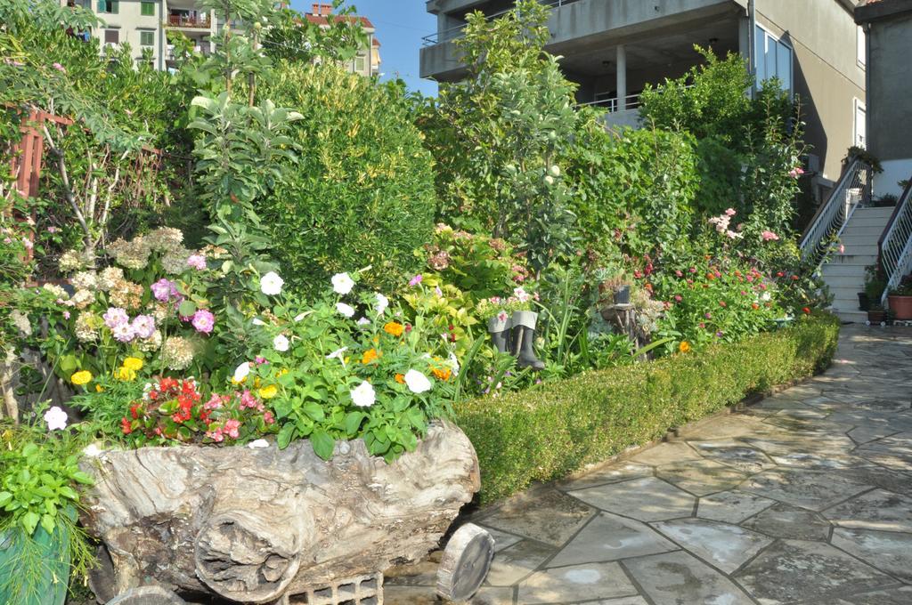 Apartments La Dolce Vita Herceg Novi Eksteriør billede