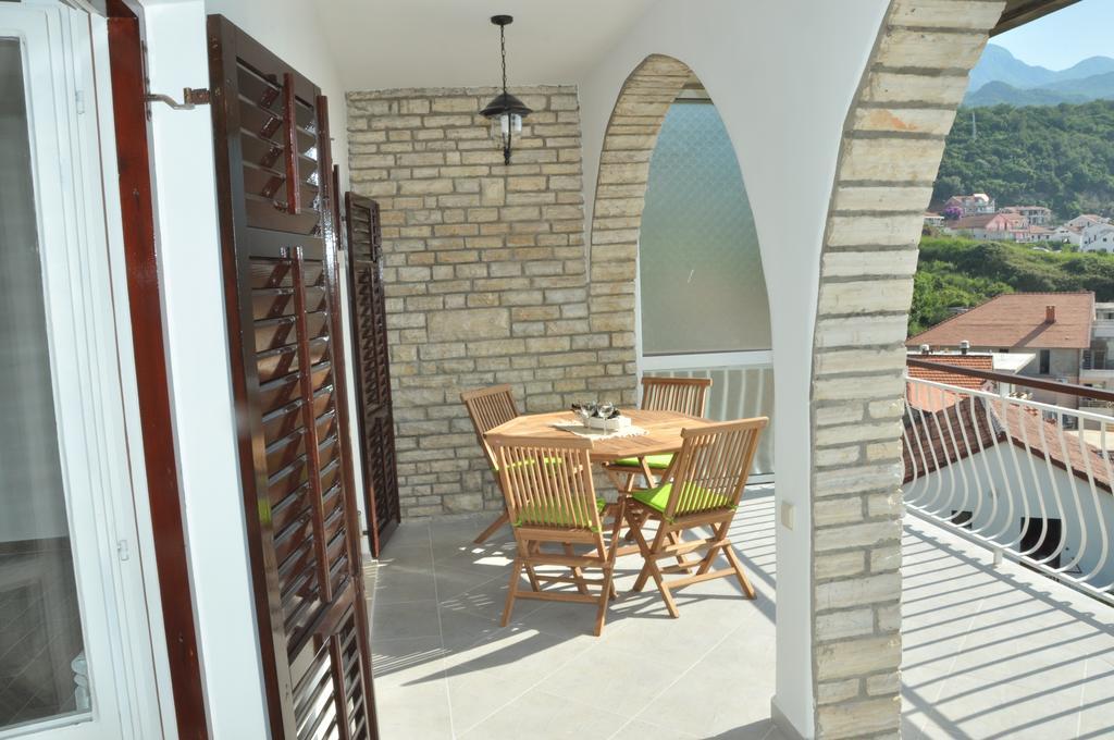 Apartments La Dolce Vita Herceg Novi Eksteriør billede