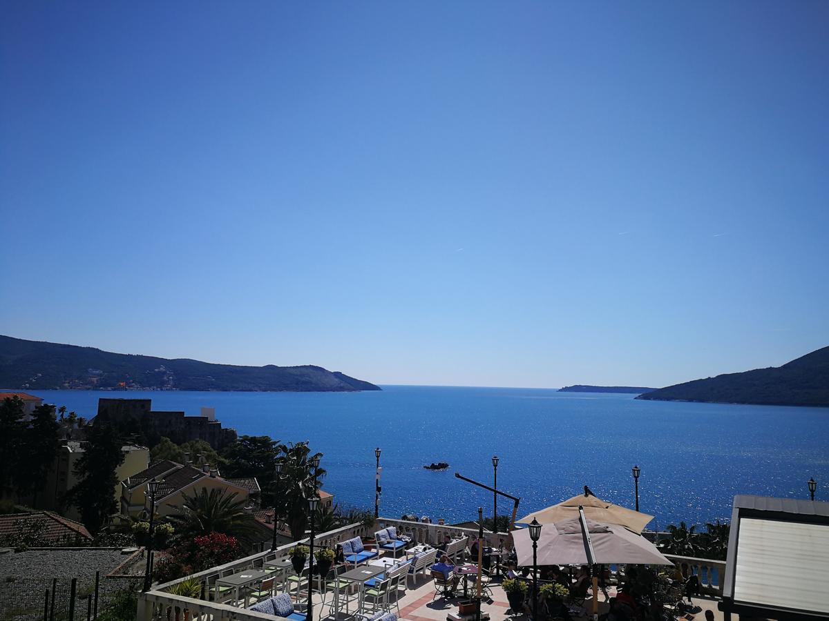 Apartments La Dolce Vita Herceg Novi Eksteriør billede