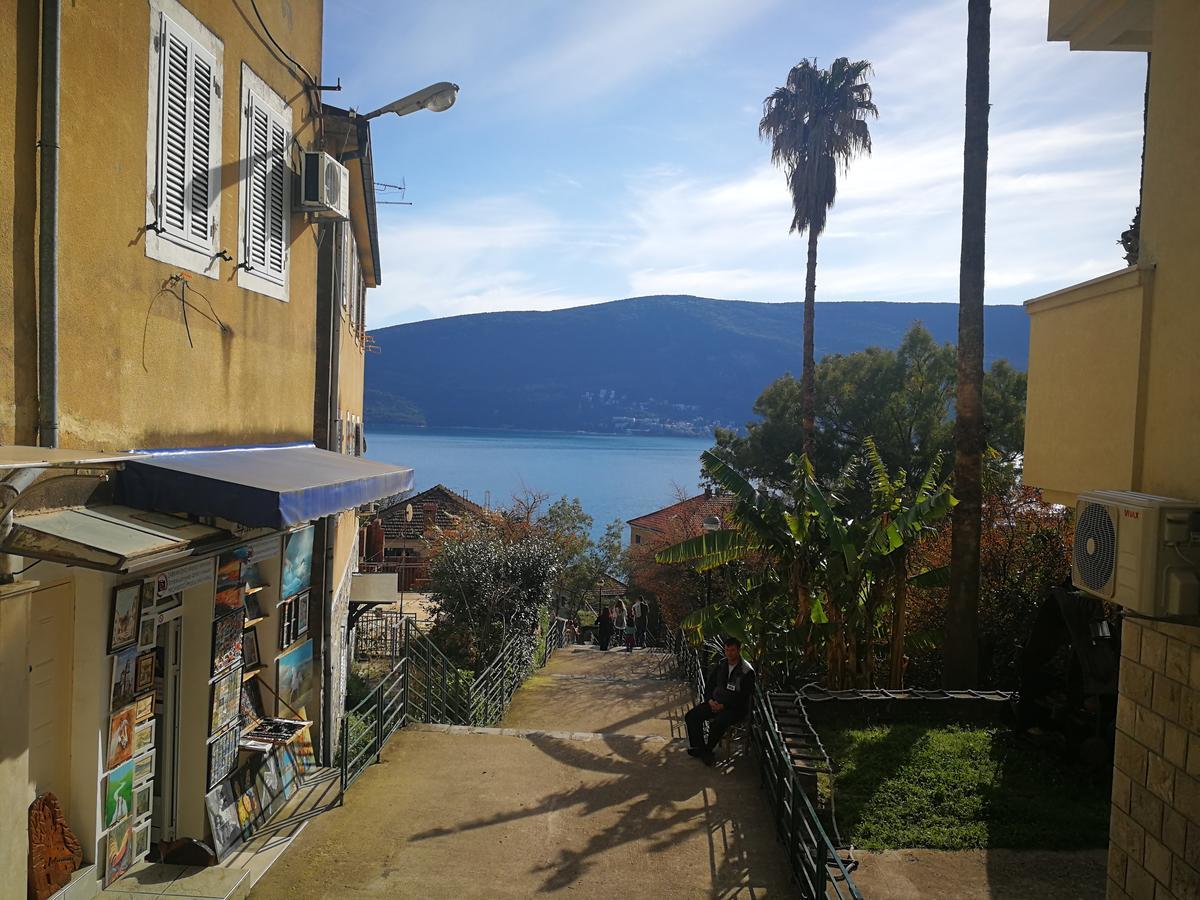 Apartments La Dolce Vita Herceg Novi Eksteriør billede