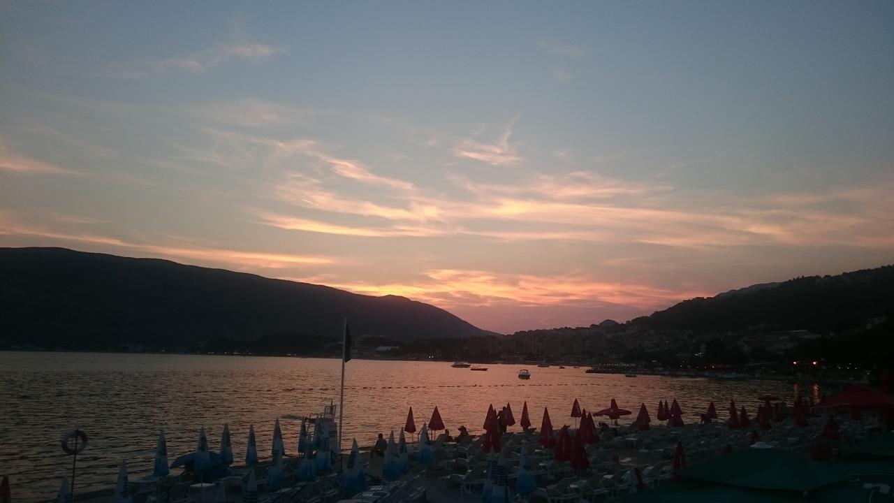 Apartments La Dolce Vita Herceg Novi Eksteriør billede